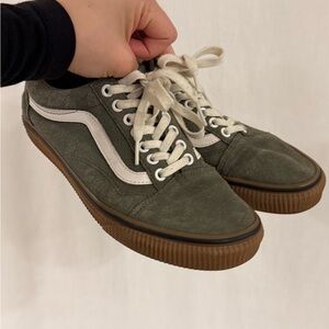 Vans Old Skool Suede Sneakers – Dusty Olive Gum Sole
